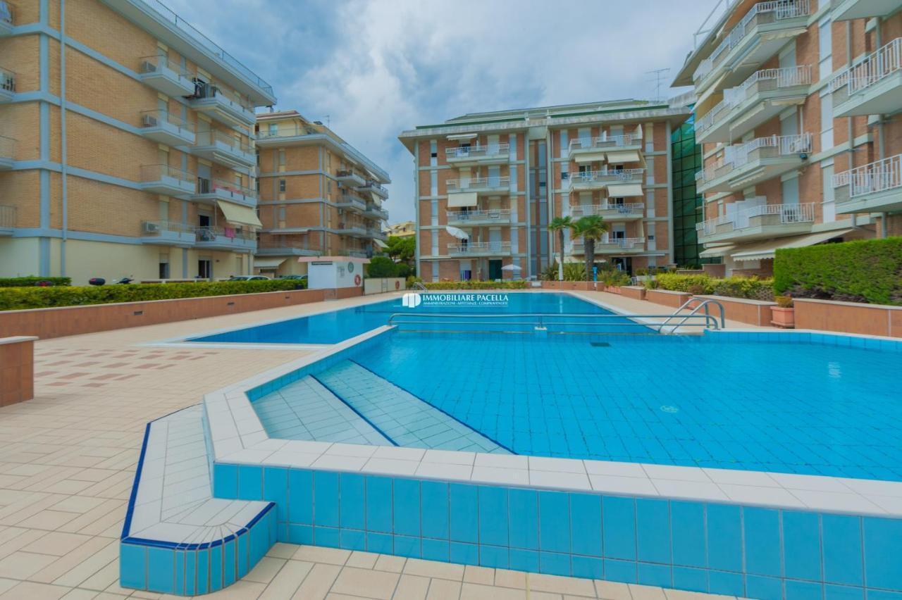 Residence Puerto Del Sol Immobiliare Pacella Lido di Jesolo Exterior photo